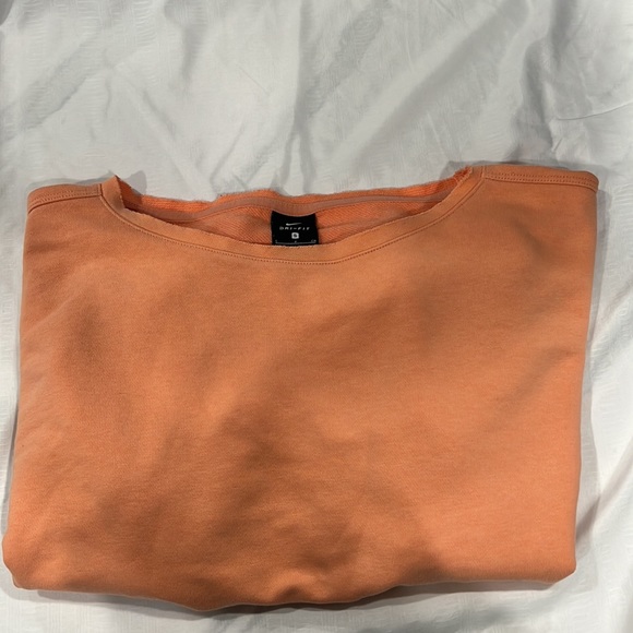 Women’s Nike Dri Fit lightweight sweatshirt - Picture 2 of 4